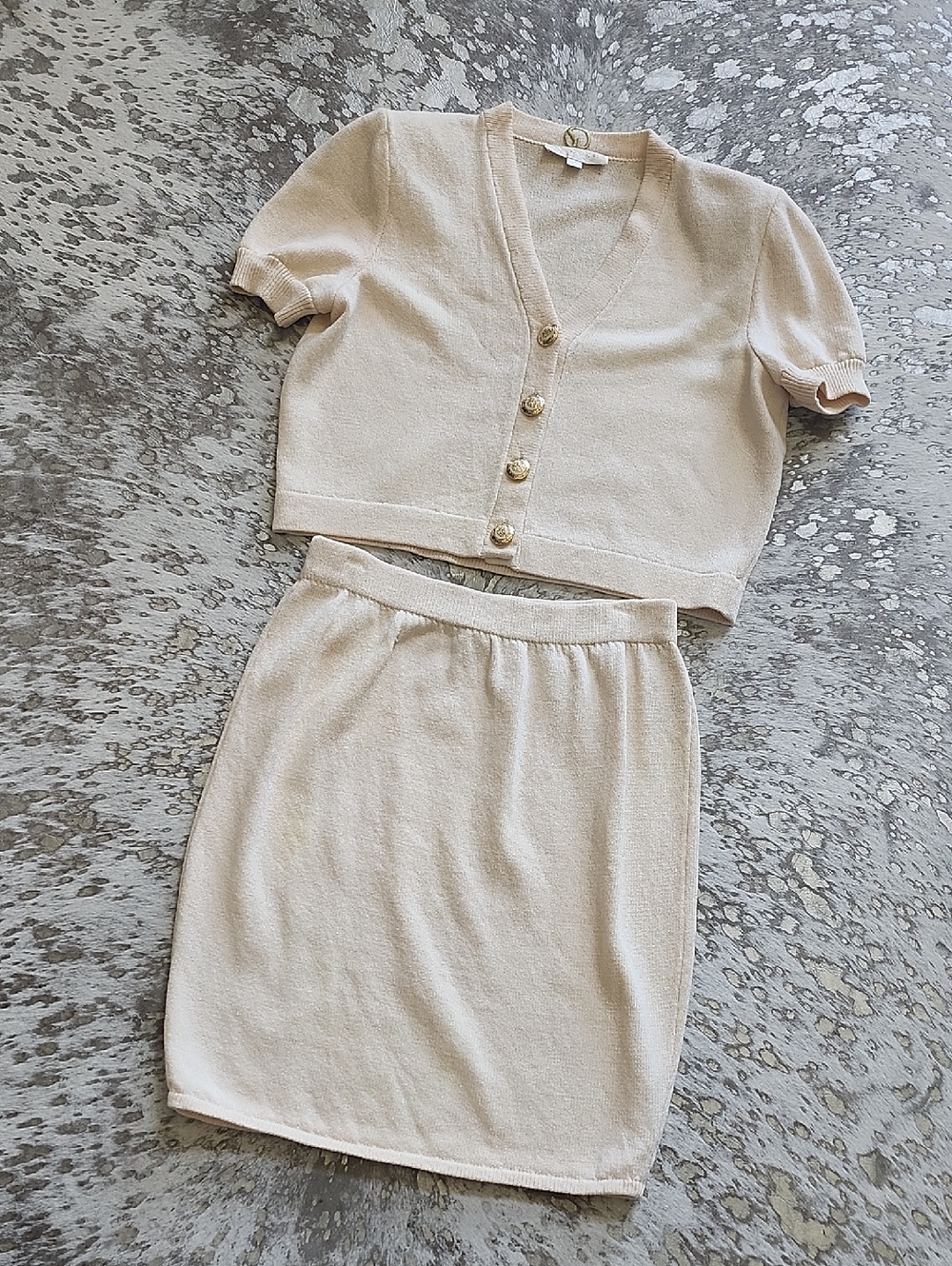 St. John Knit 2 Piece Skirt Set SzS/6